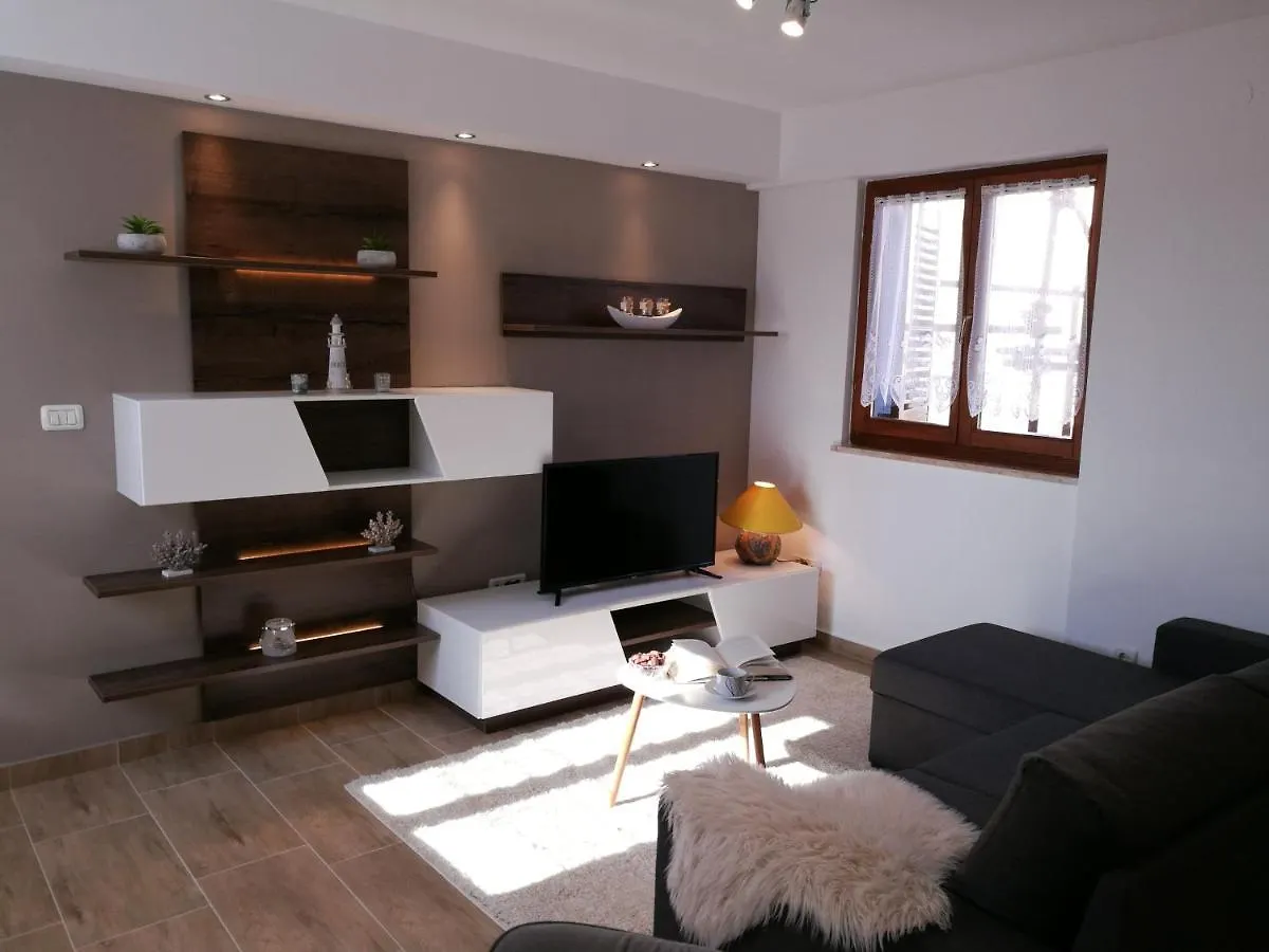 Haus Anka 3 Apartment Rovinj